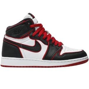 Air Jordan 1 Retro High OG “Bloodline” Size 6 Kids